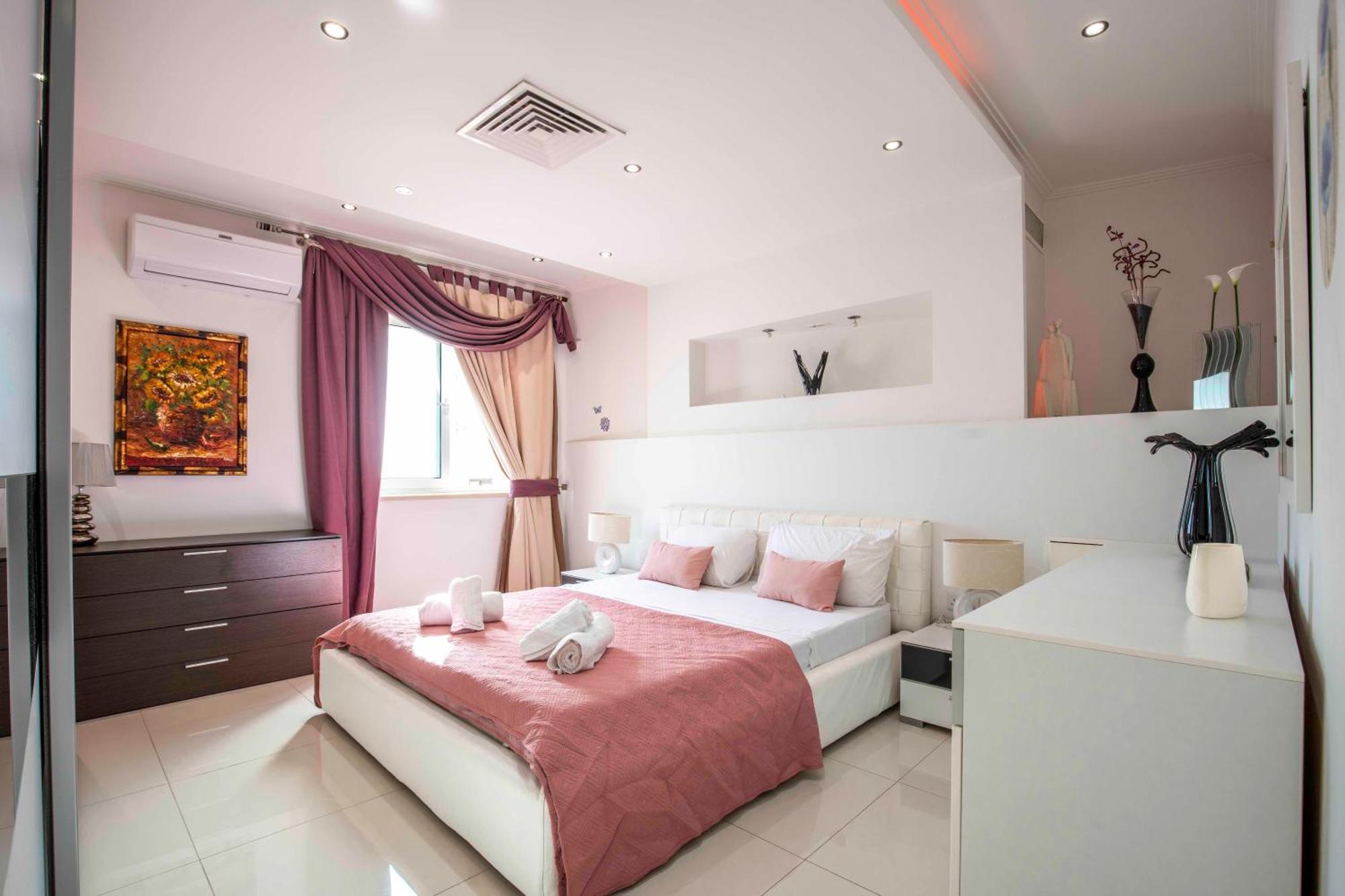 Oceanfront 3Br Penthouse Luxury & Views In Sliema Apartment Exterior photo