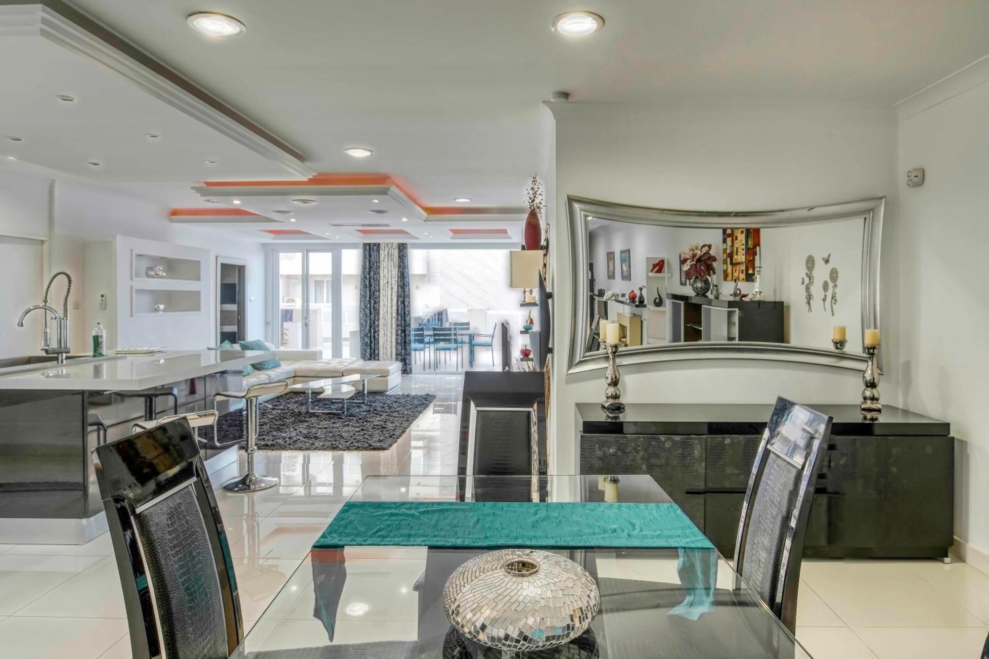 Oceanfront 3Br Penthouse Luxury & Views In Sliema Apartment Exterior photo